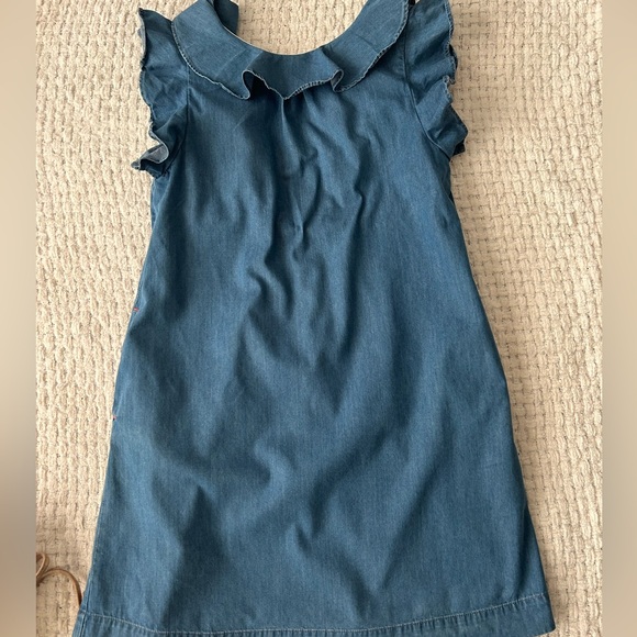 Crew cuts 10 light denim dress with back detail, pockets and flounce sleeve Nice - Picture 2 of 13